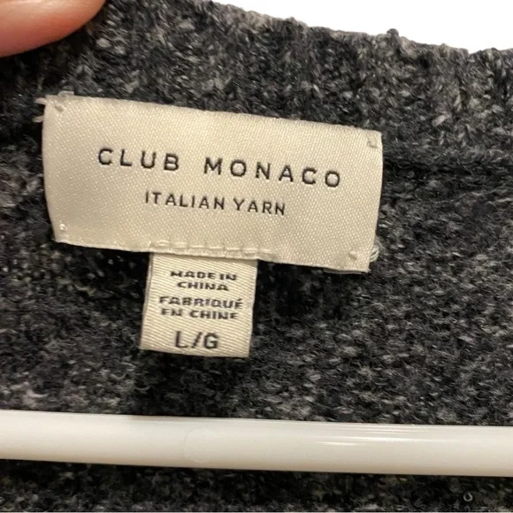 CLUB MONACO women’s grey wool Crewneck sweater size large warm shirt fuzzy top - Picture 5 of 10